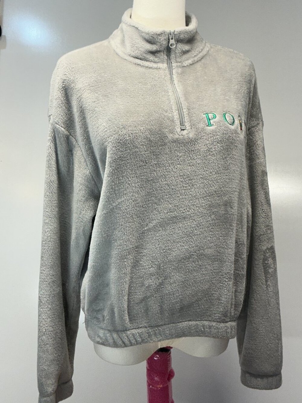 Disney XS Gray Pooh Quarter Zip Plush Fleece Mock Neck Top Pullover Sweatshirt - Picture 4 of 14